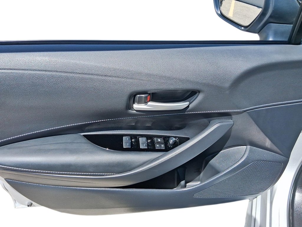 2026 Toyota Corolla Hatchback CVT in Stratford, Ontario - 12 - w1024h768px