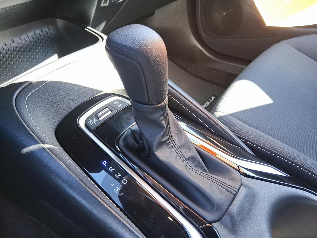 2026 Toyota Corolla Hatchback CVT in Stratford, Ontario - 18 - w1024h768px
