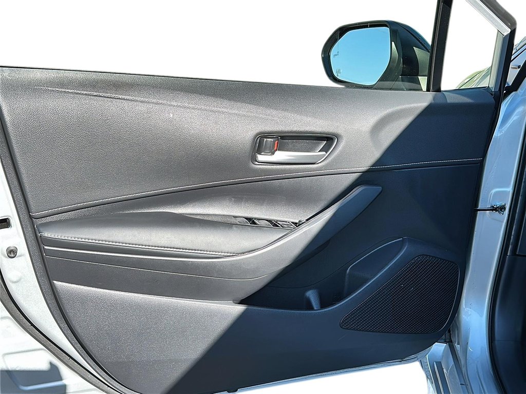 2026 Toyota Corolla Hatchback CVT in Stratford, Ontario - 10 - w1024h768px