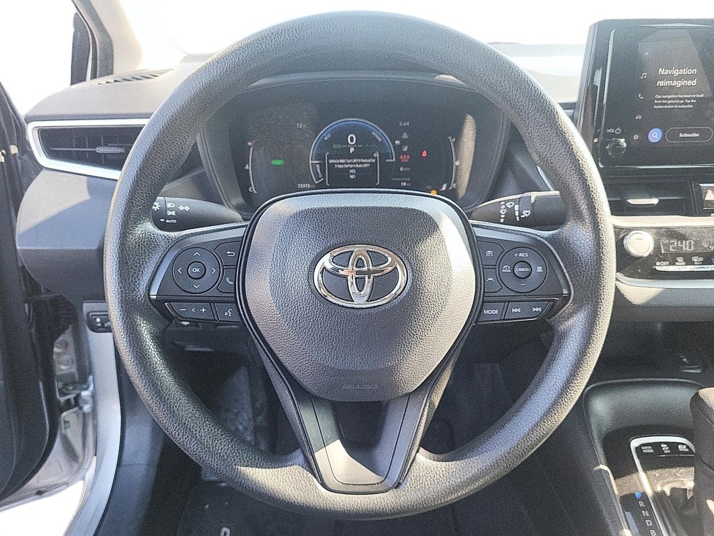 2024 Toyota Corolla Hybrid LE in Stratford, Ontario - 11 - w1024h768px