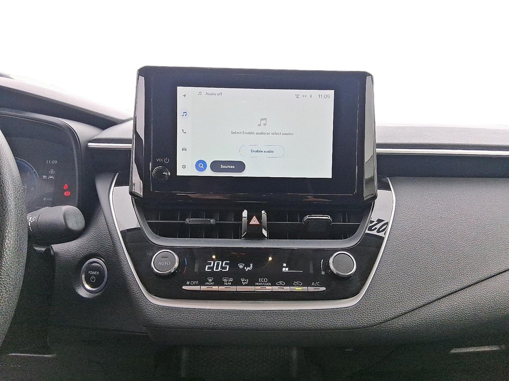 2024 Toyota Corolla Hybrid LE in Stratford, Ontario - 16 - w1024h768px