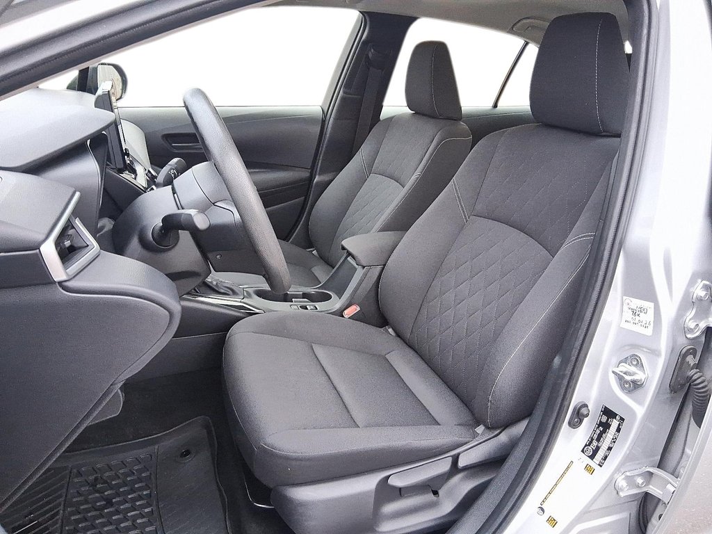 2024 Toyota Corolla Hybrid LE in Stratford, Ontario - 9 - w1024h768px
