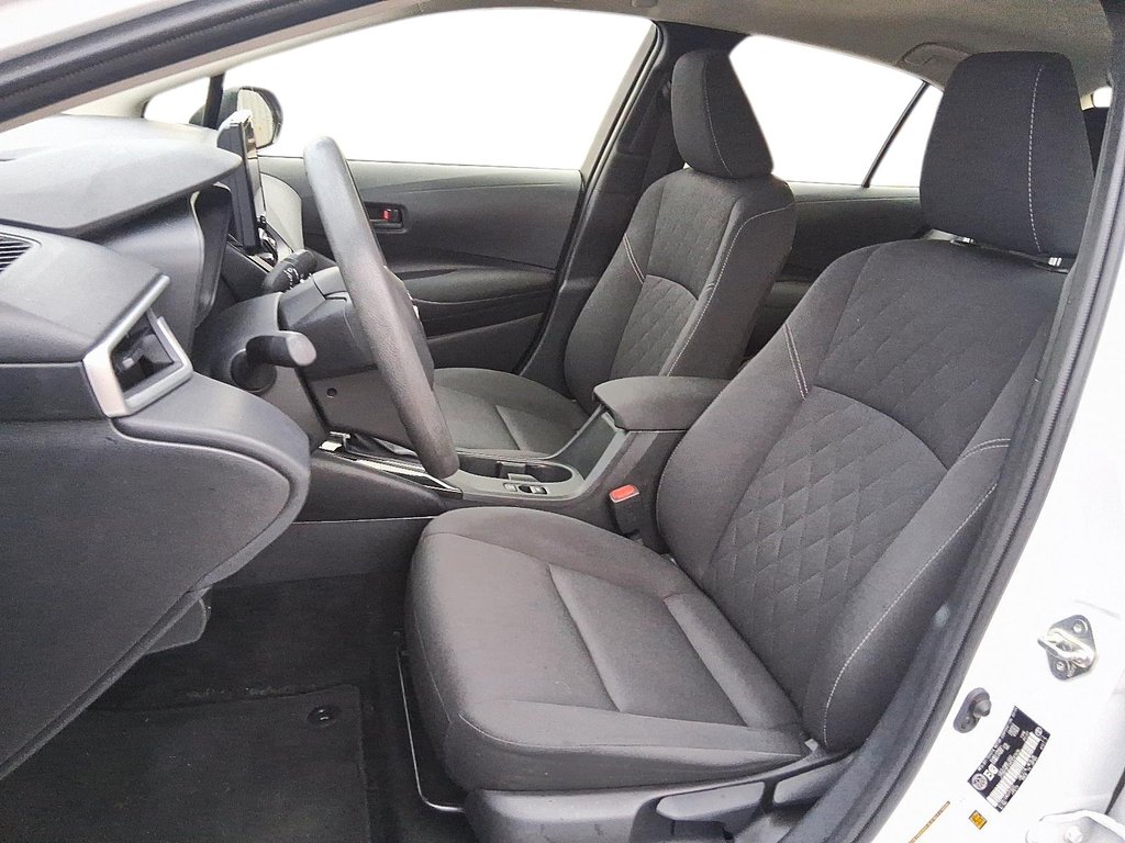 2024 Toyota Corolla Hybrid LE in Stratford, Ontario - 9 - w1024h768px