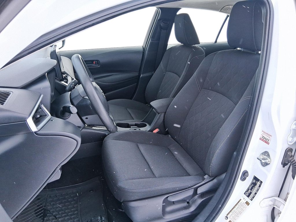 2024 Toyota Corolla Hybrid LE in Stratford, Ontario - 8 - w1024h768px