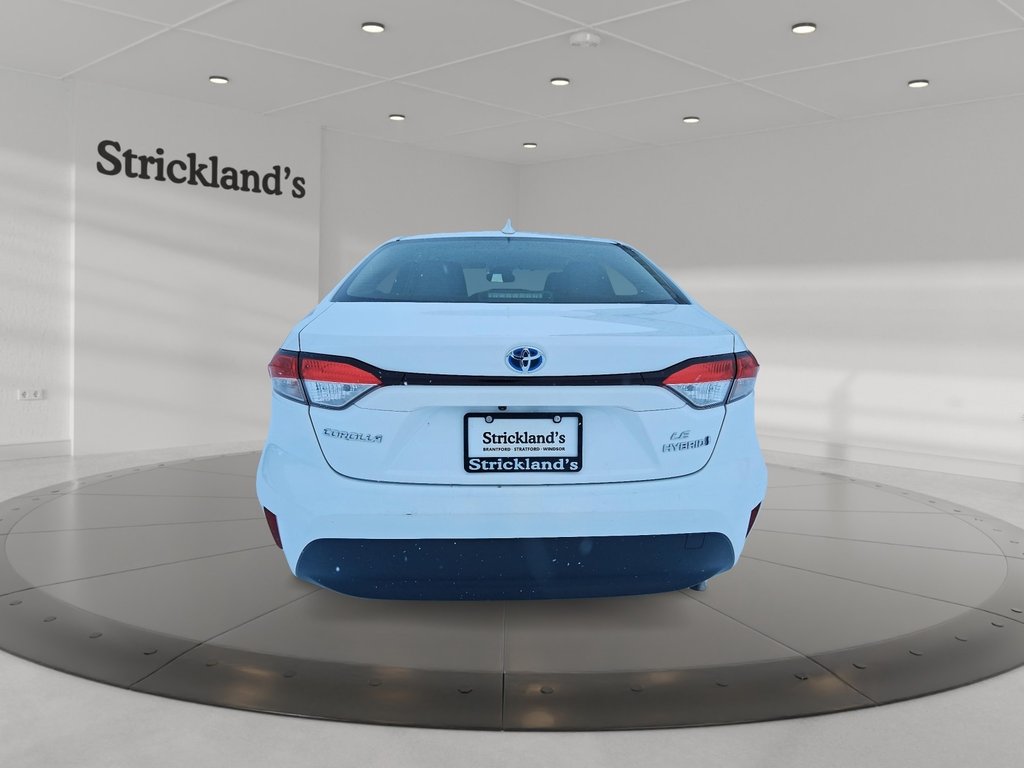 2024 Toyota Corolla Hybrid LE in Stratford, Ontario - 3 - w1024h768px