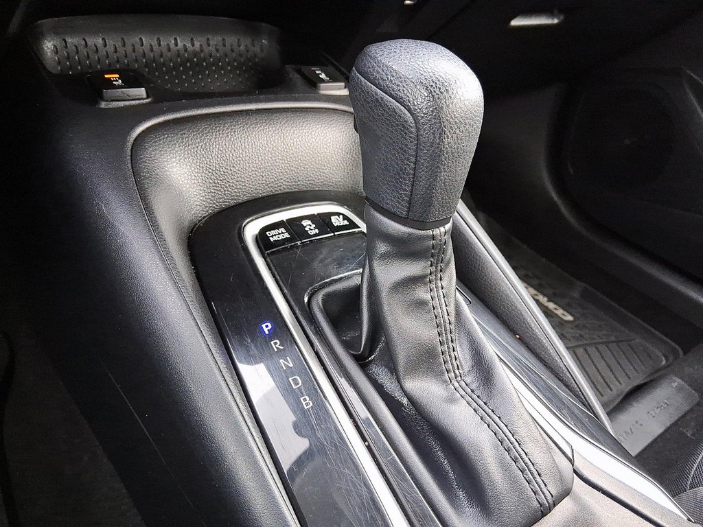 2024 Toyota Corolla Hybrid LE in Stratford, Ontario - 16 - w1024h768px