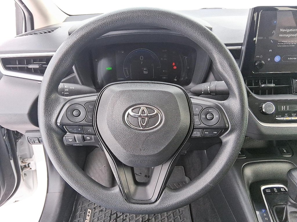 2024 Toyota Corolla Hybrid LE in Stratford, Ontario - 12 - w1024h768px