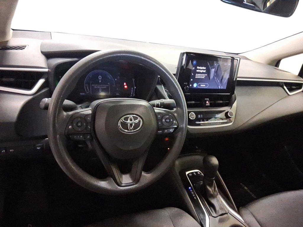 2024 Toyota Corolla Hybrid LE in Stratford, Ontario - 10 - w1024h768px