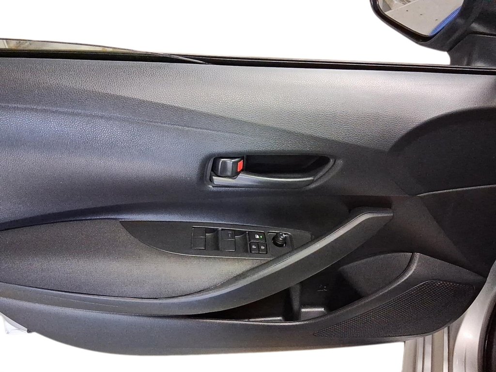 2024 Toyota Corolla Hybrid LE in Stratford, Ontario - 11 - w1024h768px