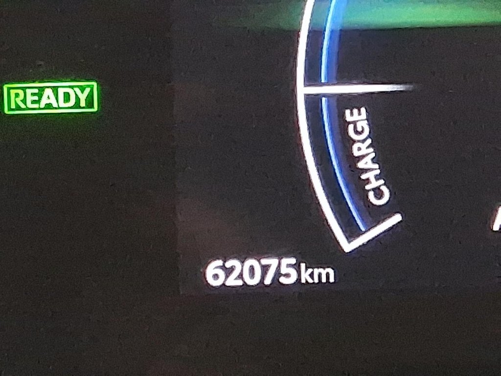 2024 Toyota Corolla Hybrid LE in Stratford, Ontario - 13 - w1024h768px