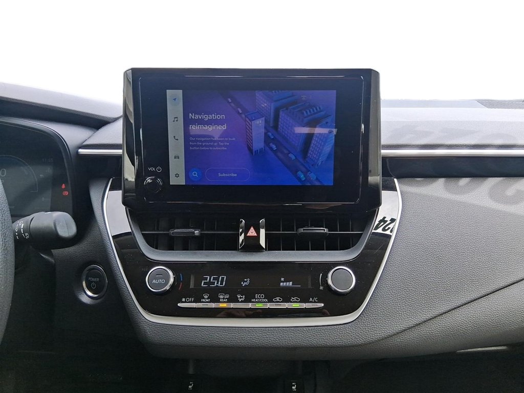 2024 Toyota Corolla Hybrid LE in Stratford, Ontario - 15 - w1024h768px