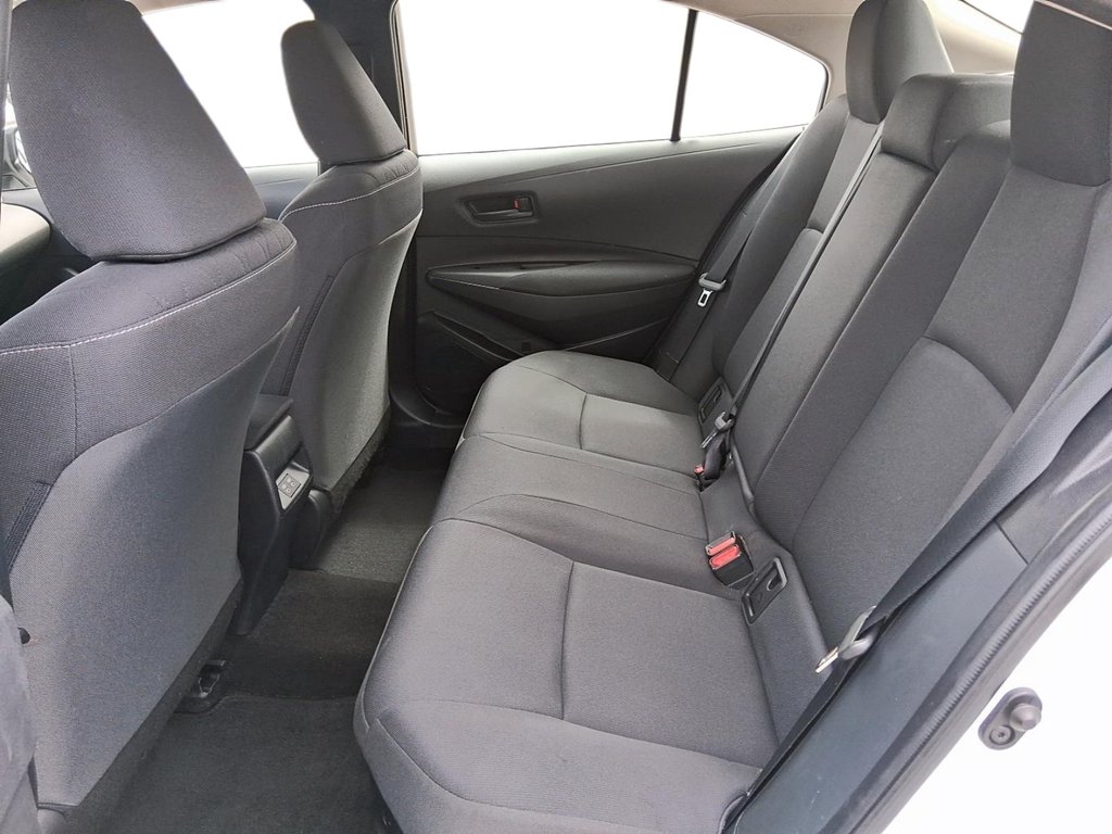 2024 Toyota Corolla Hybrid LE in Stratford, Ontario - 9 - w1024h768px