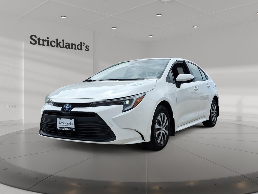2024 Toyota Corolla Hybrid LE in Stratford, Ontario - 1 - w1024h768px