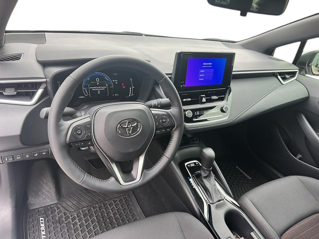 2025 Toyota COROLLA HYBRID SE AWD in Stratford, Ontario - 9 - w1024h768px