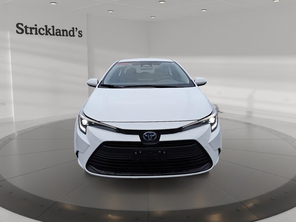 2025 Toyota Corolla Hybrid LE in Stratford, Ontario - 2 - w1024h768px