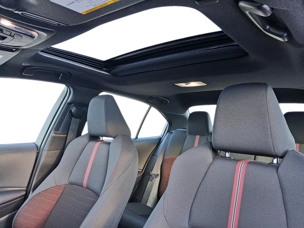 2025 Toyota Corolla Hybrid SE AWD in Stratford, Ontario - 17 - w1024h768px