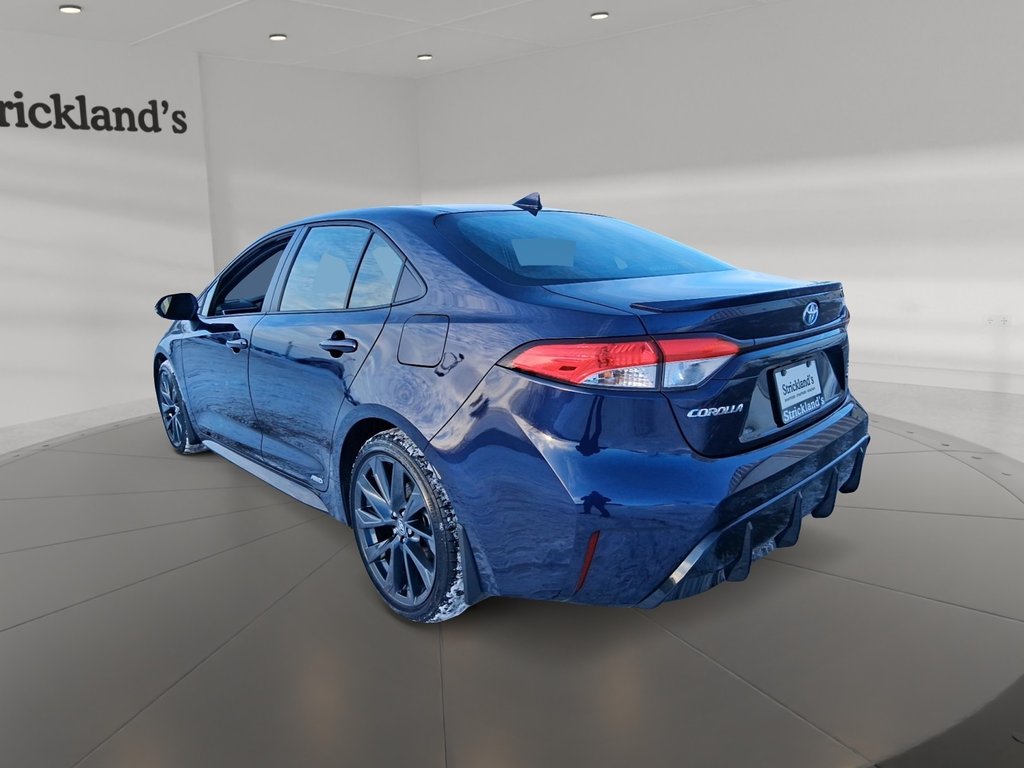 2025 Toyota Corolla Hybrid SE AWD in Stratford, Ontario - 4 - w1024h768px
