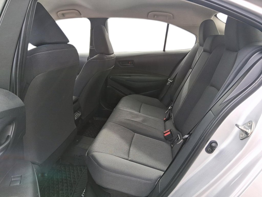 2025 Toyota Corolla Hybrid LE in Stratford, Ontario - 9 - w1024h768px