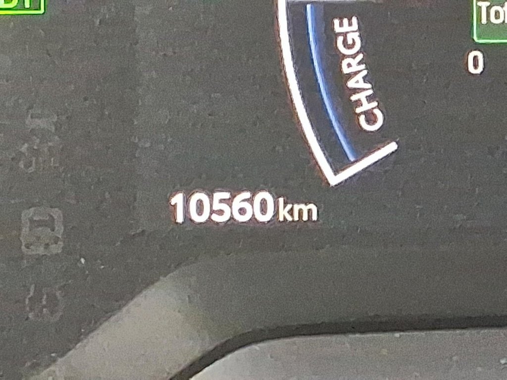2025 Toyota Corolla Hybrid LE AWD in Stratford, Ontario - 13 - w1024h768px