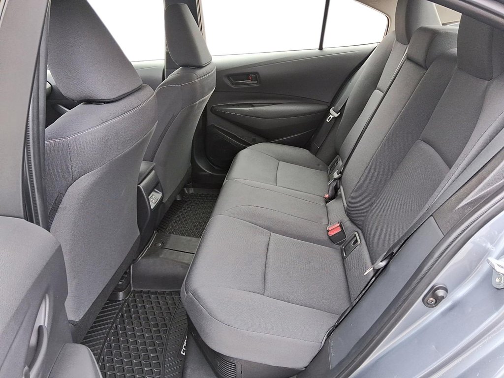 2025 Toyota Corolla Hybrid LE AWD in Stratford, Ontario - 9 - w1024h768px