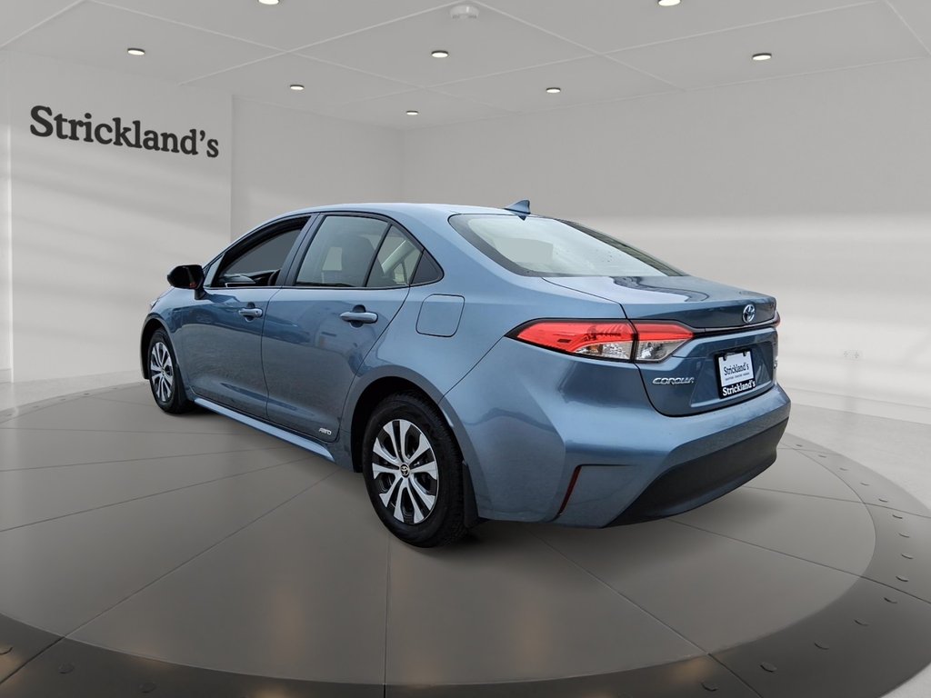 2025 Toyota Corolla Hybrid LE AWD in Stratford, Ontario - 4 - w1024h768px