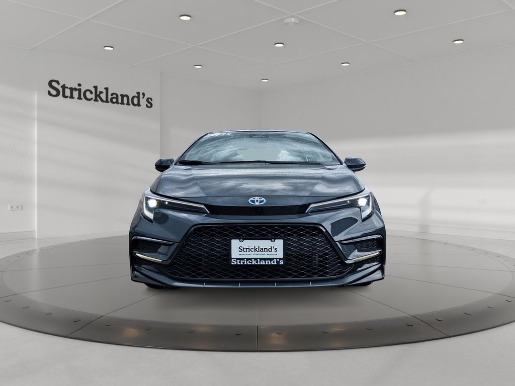 2025 Toyota Corolla Hybrid SE AWD in Stratford, Ontario - 2 - w1024h768px