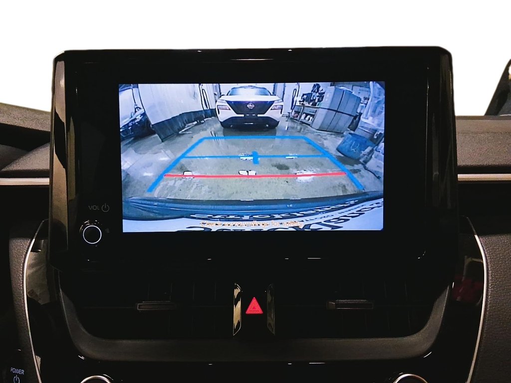 2026 Toyota Corolla Hybrid LE AWD in Stratford, Ontario - 17 - w1024h768px