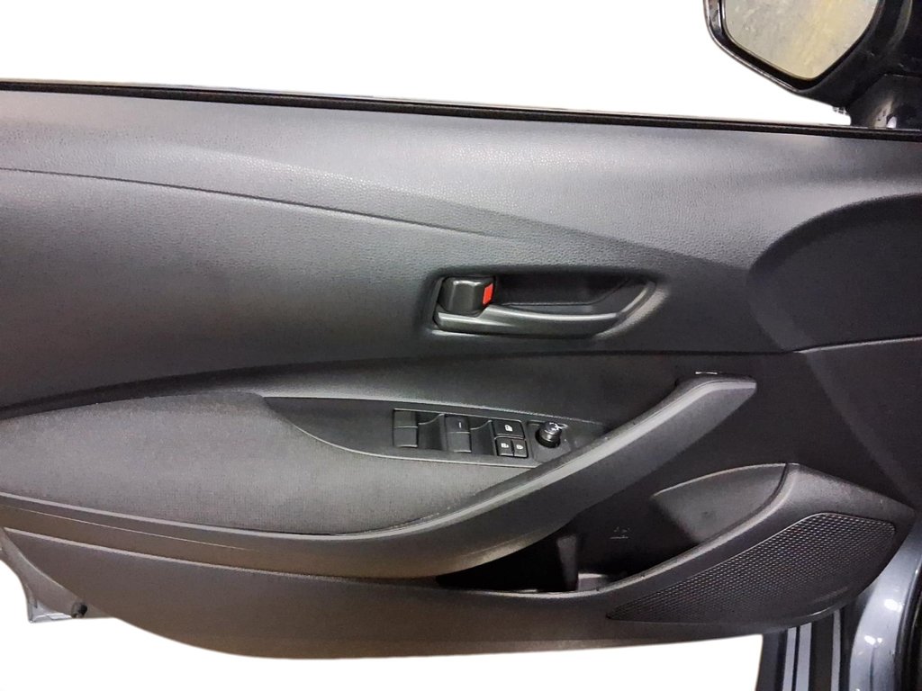 2026 Toyota Corolla Hybrid LE AWD in Stratford, Ontario - 11 - w1024h768px