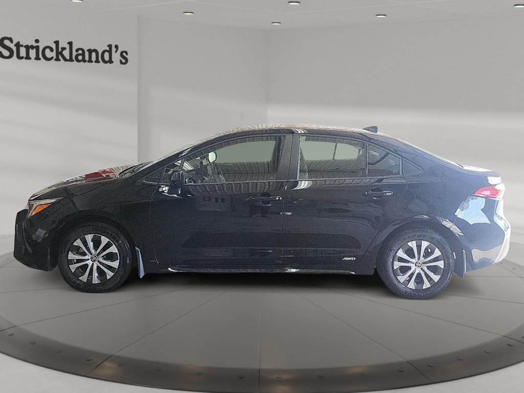 2026 Toyota Corolla Hybrid LE AWD in Stratford, Ontario - 5 - w1024h768px