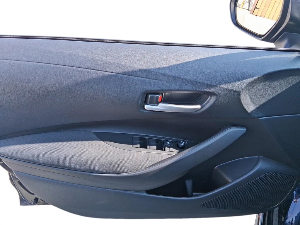 2026 Toyota Corolla Hybrid SE AWD in Stratford, Ontario - 11 - w1024h768px