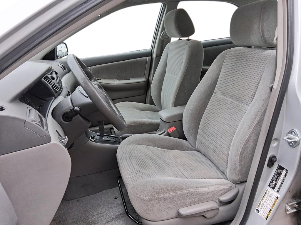 2006 Toyota Corolla 4-door Sedan CE 4A in Stratford, Ontario - 7 - w1024h768px