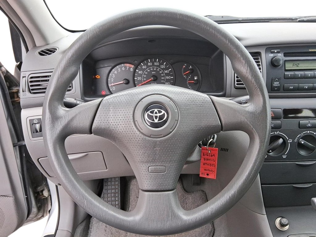 2006 Toyota Corolla 4-door Sedan CE 4A in Stratford, Ontario - 11 - w1024h768px