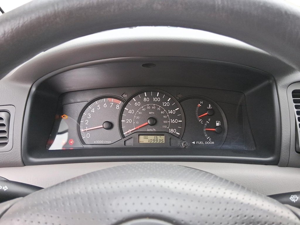 2006 Toyota Corolla 4-door Sedan CE 4A in Stratford, Ontario - 13 - w1024h768px