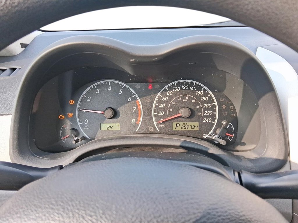 2011 Toyota Corolla 4-door Sedan CE 4A in Stratford, Ontario - 14 - w1024h768px