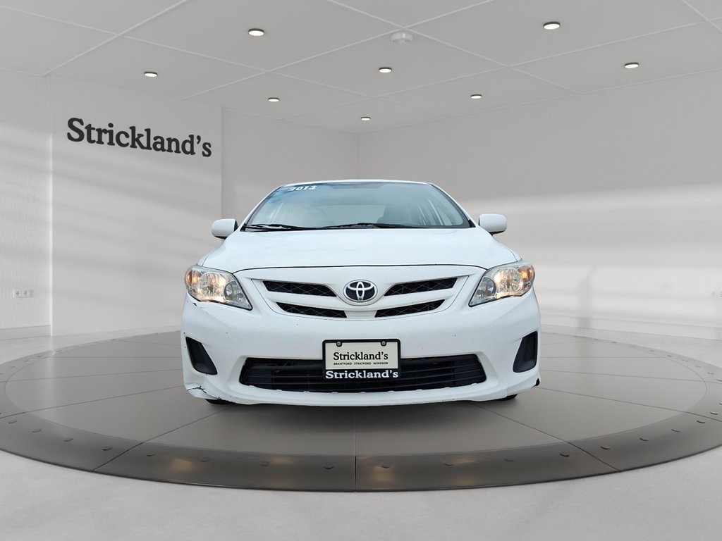 2013 Toyota Corolla 4-door Sedan CE 4A in Stratford, Ontario - 2 - w1024h768px