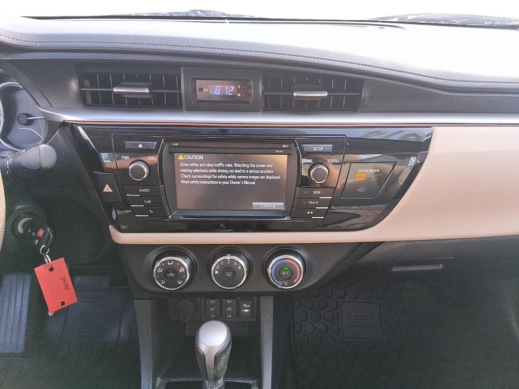 2014 Toyota Corolla 4-door Sedan CE 4A in Stratford, Ontario - 15 - w1024h768px