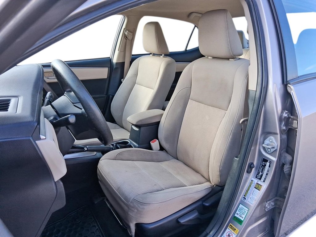 2014 Toyota Corolla 4-door Sedan CE 4A in Stratford, Ontario - 8 - w1024h768px