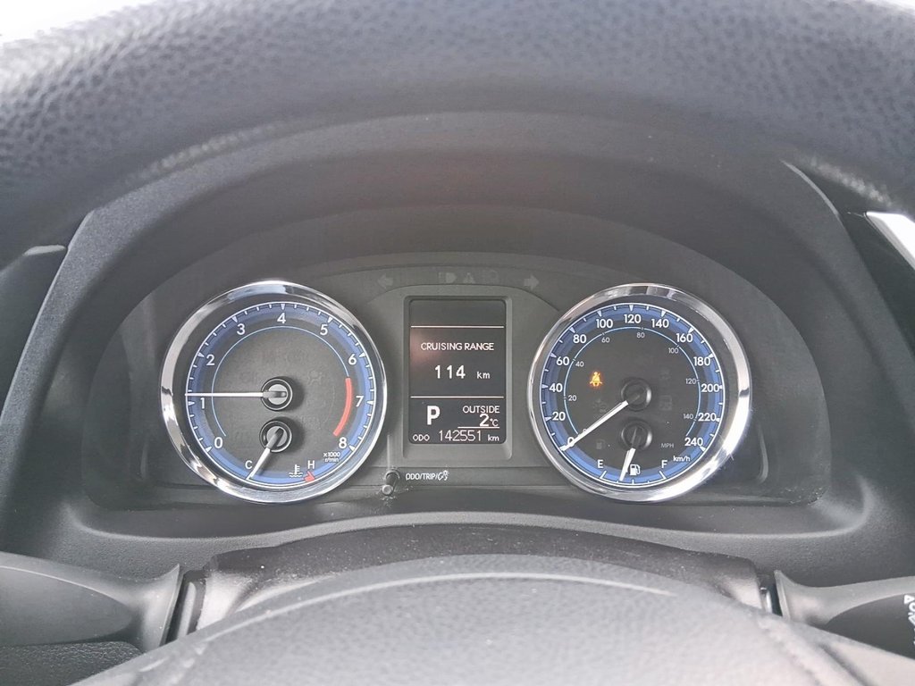 2017 Toyota Corolla 4-door Sedan LE CVTi-S in Stratford, Ontario - 13 - w1024h768px