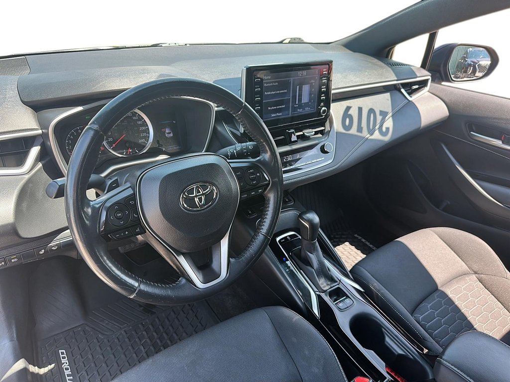 2019 Toyota Corolla Hatchback CVT in Stratford, Ontario - 8 - w1024h768px