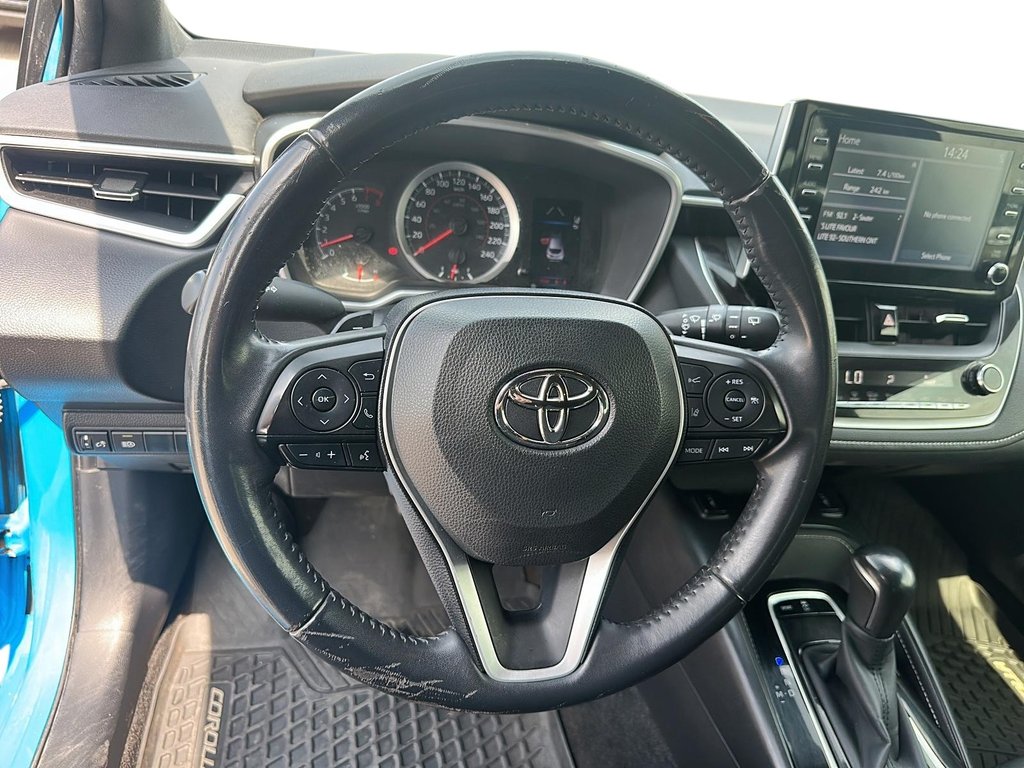 2019 Toyota Corolla Hatchback CVT in Stratford, Ontario - 11 - w1024h768px
