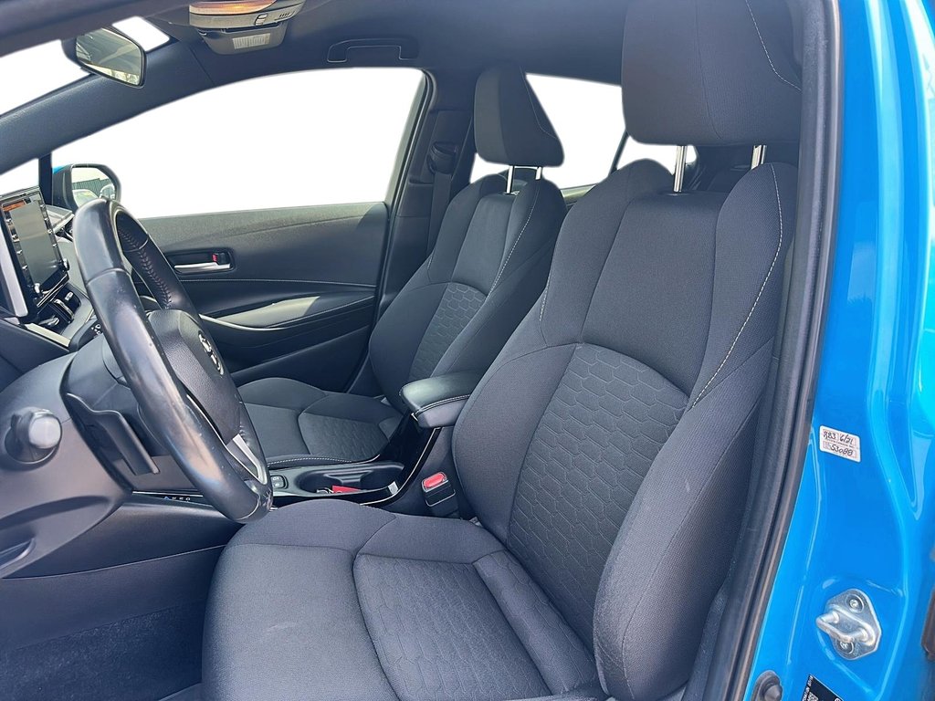 2019 Toyota Corolla Hatchback CVT in Stratford, Ontario - 8 - w1024h768px