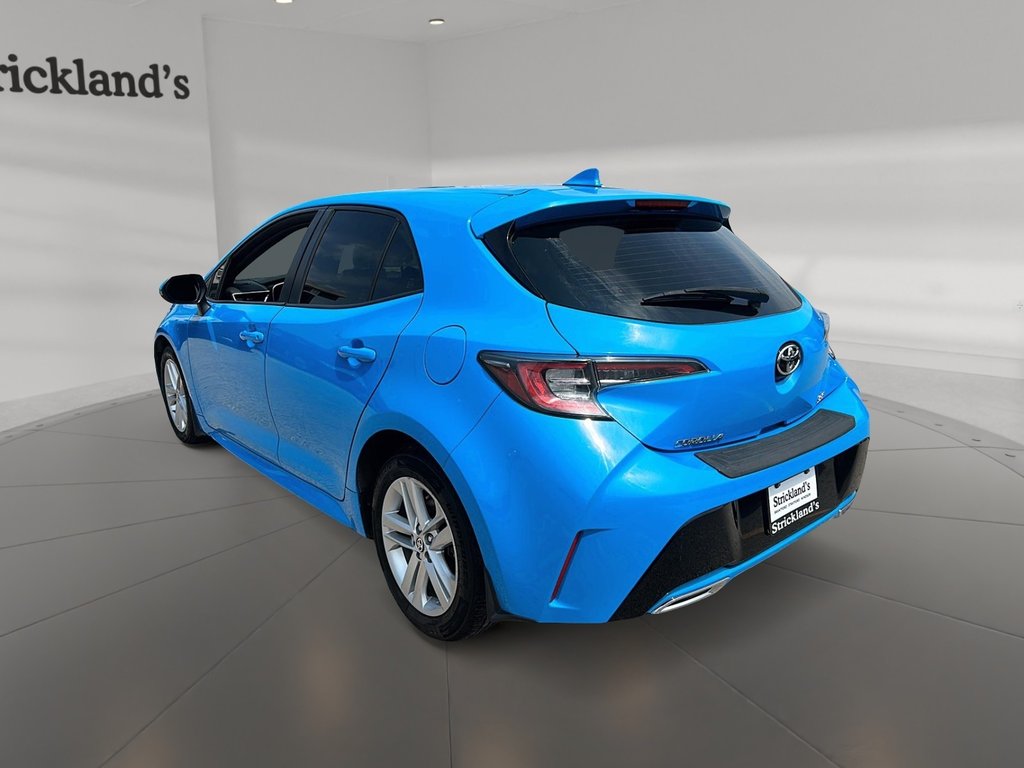2019 Toyota Corolla Hatchback CVT in Stratford, Ontario - 4 - w1024h768px