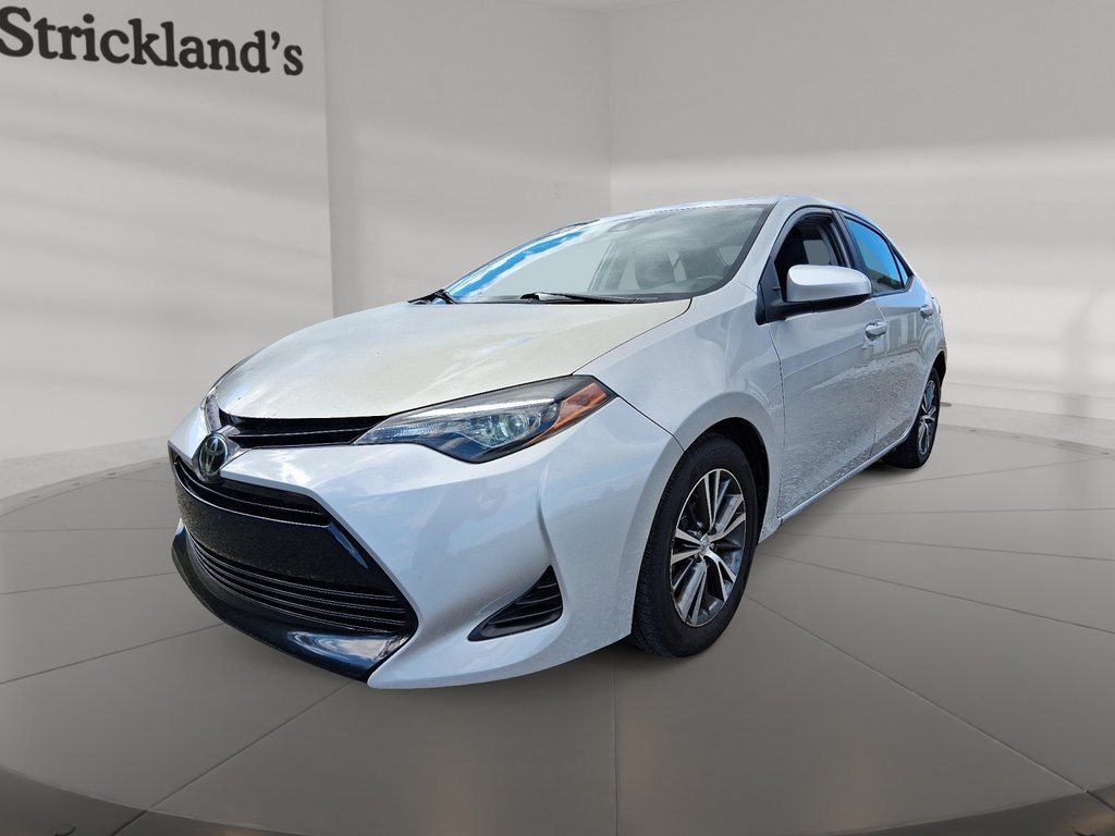 2019 Toyota Corolla 4-door Sedan LE CVTi-S in Stratford, Ontario - 1 - w1024h768px