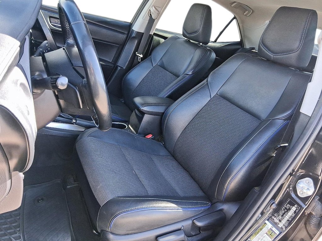2019 Toyota Corolla 4-door Sedan SE CVTi-S in Stratford, Ontario - 8 - w1024h768px