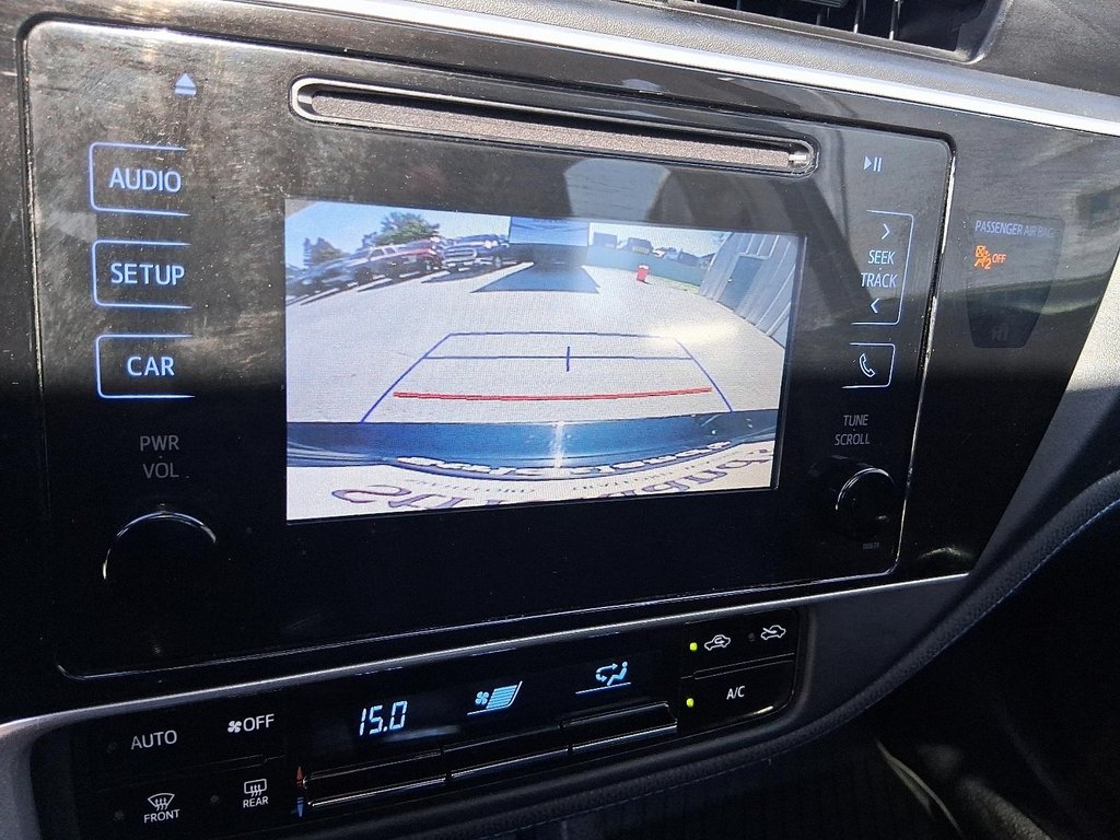 2019 Toyota Corolla 4-door Sedan SE CVTi-S in Stratford, Ontario - 17 - w1024h768px
