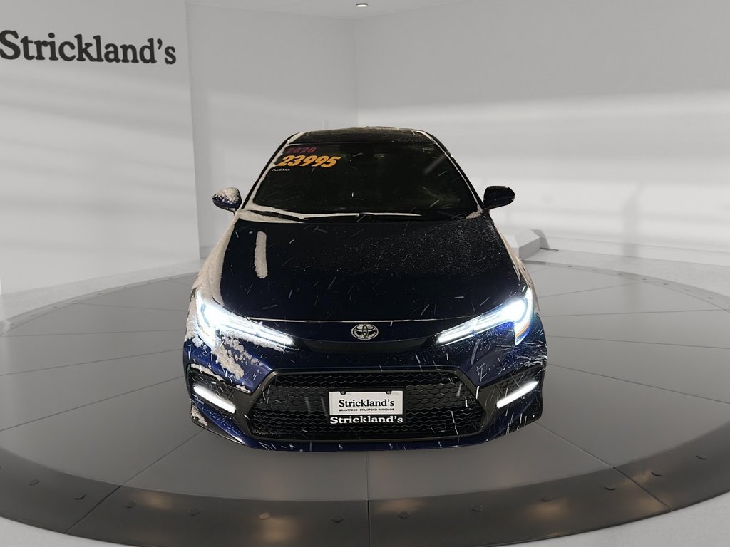 2020 Toyota Corolla 4-door Sedan SE CVT in Stratford, Ontario - 2 - w1024h768px