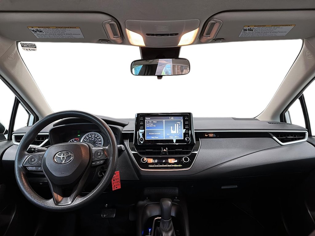 2020 Toyota Corolla 4-door Sedan LE CVT in Stratford, Ontario - 9 - w1024h768px