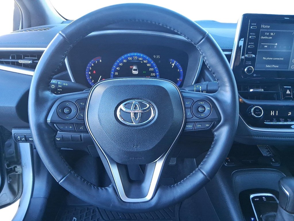 2020 Toyota Corolla 4-door Sedan XSE CVT in Stratford, Ontario - 12 - w1024h768px
