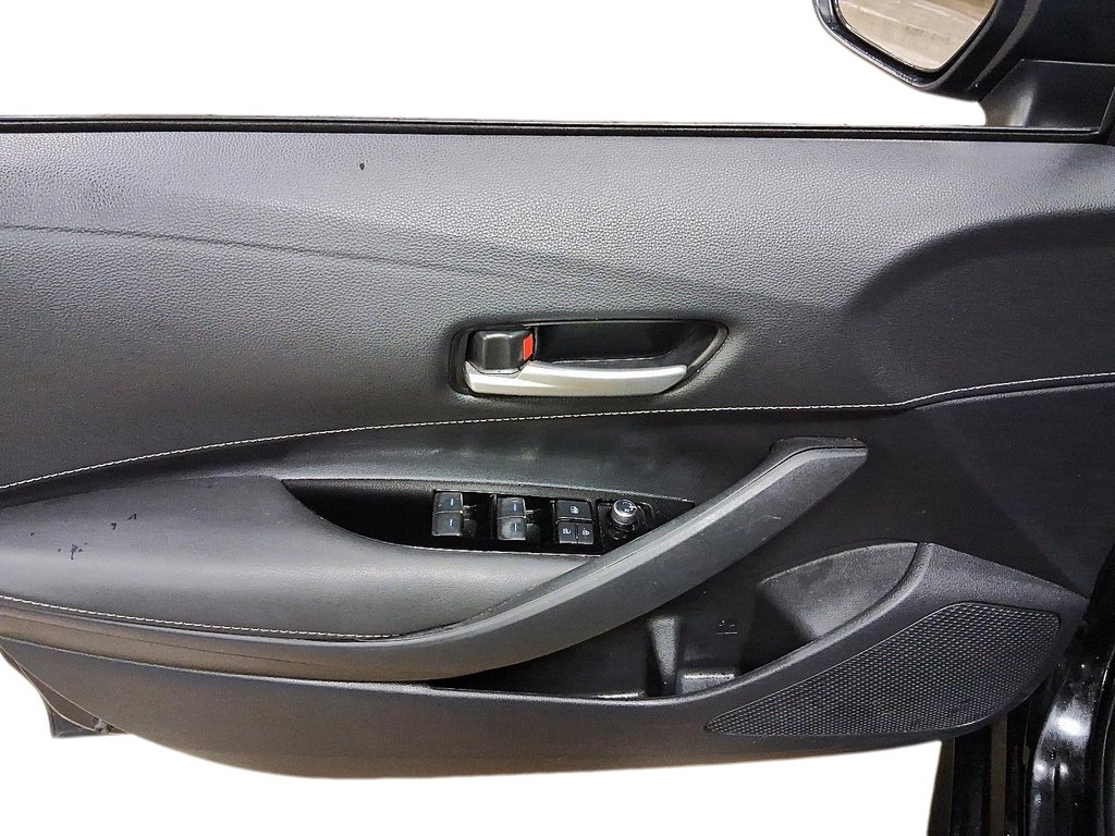 2020 Toyota Corolla Hatchback CVT in Stratford, Ontario - 12 - w1024h768px