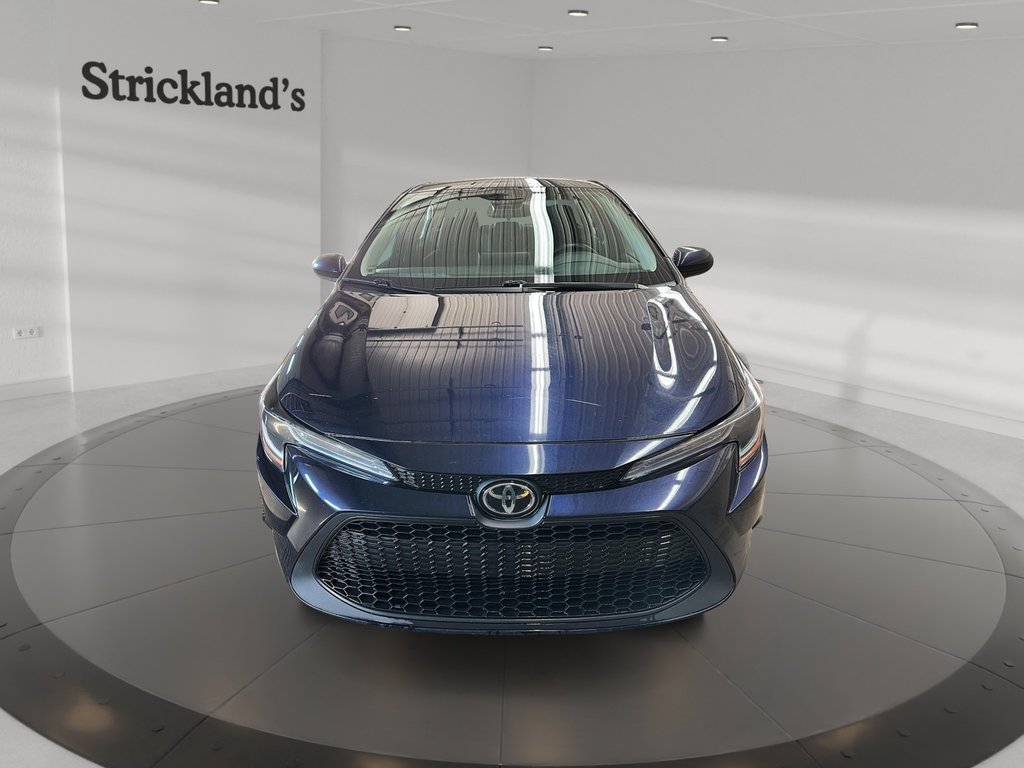 2021 Toyota Corolla LE CVT in Stratford, Ontario - 2 - w1024h768px